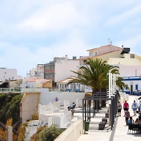 Bright With Sea View In 45 M² Apartment